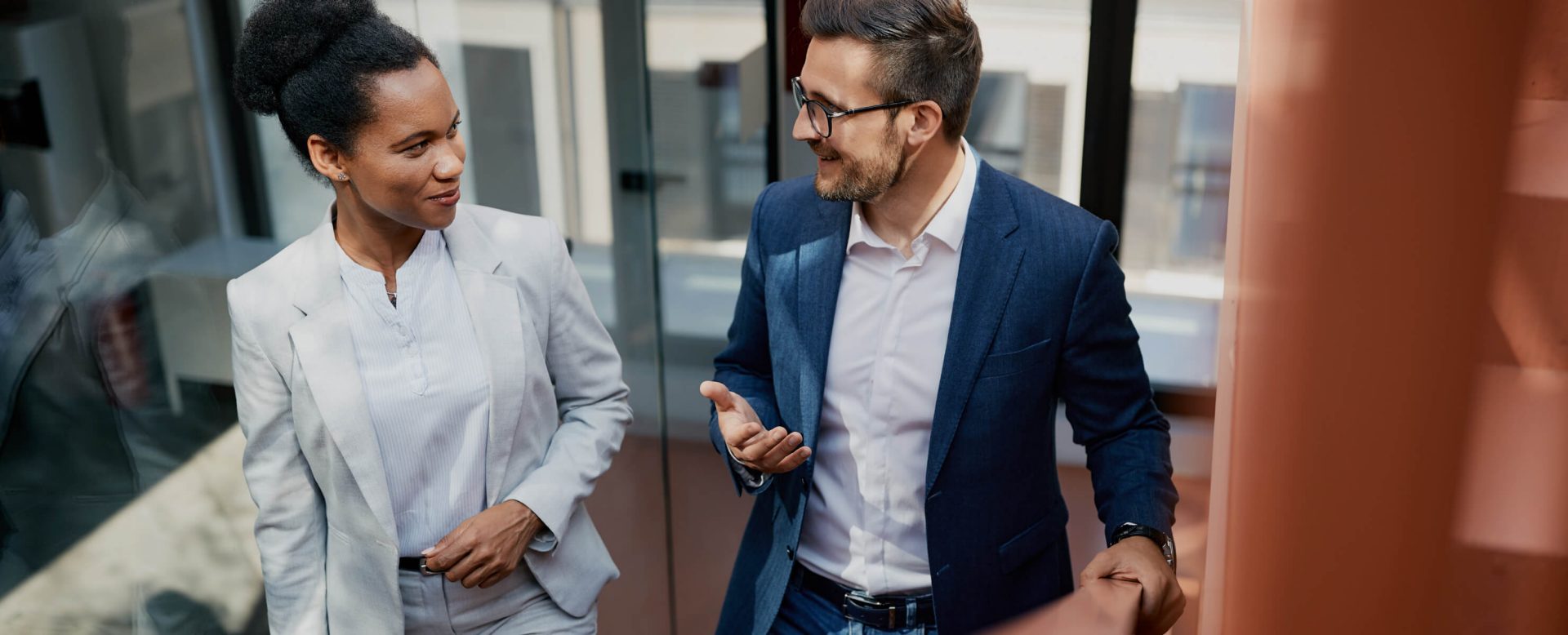At DZ BANK, a diverse group of experts of all backgrounds, cultures, experiences and perspectives work together to provide solutions for our clients.